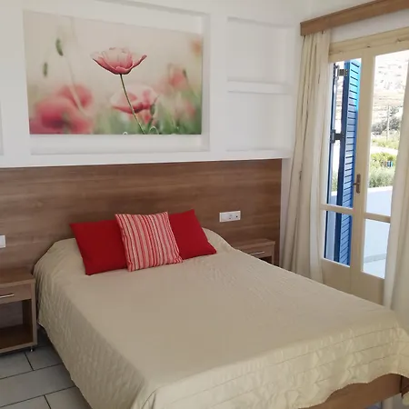 Hotel Brother's Chora (Ios)