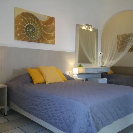 Brother's Отель Иос