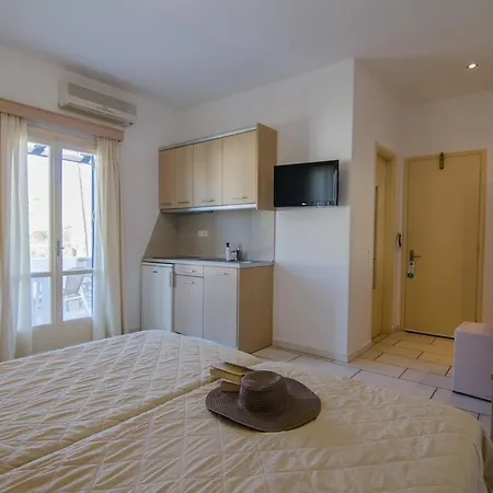 Brother's فندق إيوس خورا