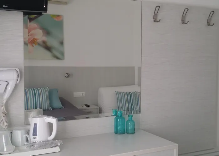 Hotel Brother's Chora (Ios)