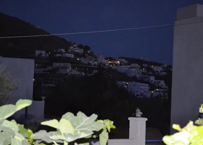 Brother's Hotel Chora (Ios)