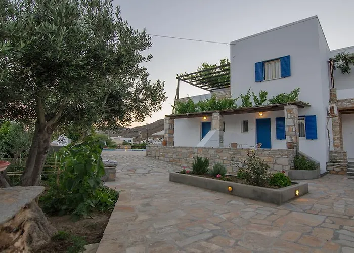 Brother's Chora (Ios)