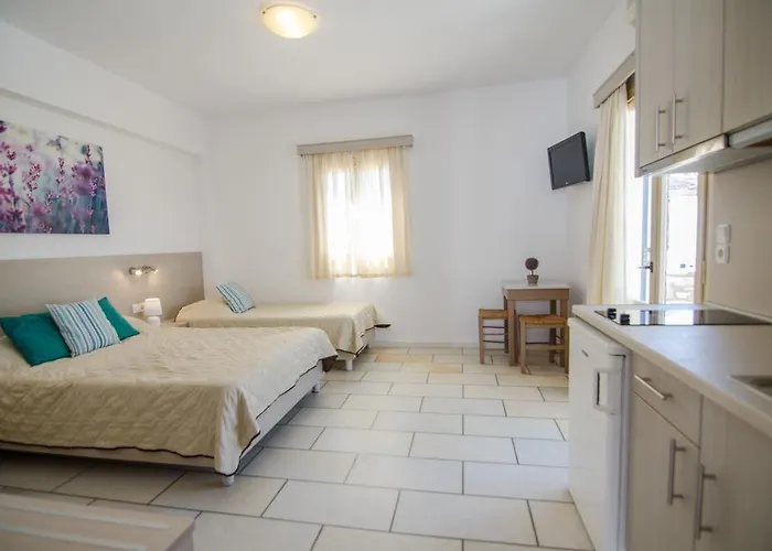 Brother's Chora (Ios)